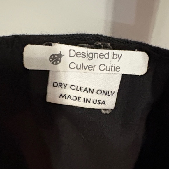 Black & Hot Pink Tulle Tutu Dress BAG for Kids - Decorative Bow Bodice - Picture 3 of 6